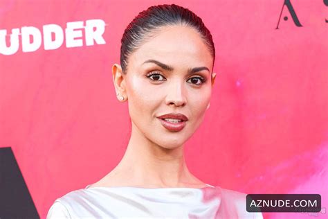 Eiza Gonzalez Sexy Stuns In A Hot Silver Gown At The Ash Premiere In Los Angeles Aznude