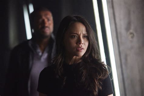 Dark Matter Advance Preview Take The Shot” Photos Video Tv Geek Talk