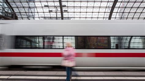 Tarifstreit Bei Der Bahn Deutsche Bahn Spricht Von Baldigem Abschluss