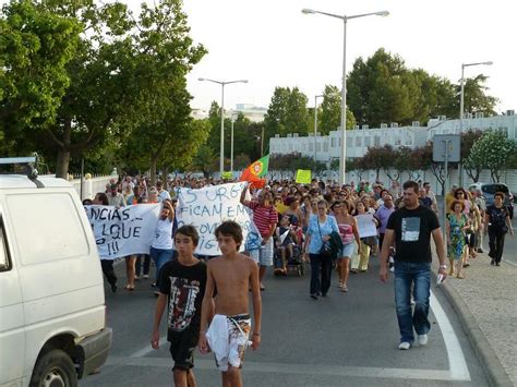 Movimento Apartid Rio Da Cidade De Loul Comunica O Social Censura