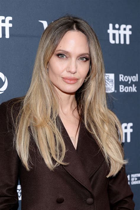 Angelina Jolies Blended Blonde Is Just Right For Autumn British Vogue