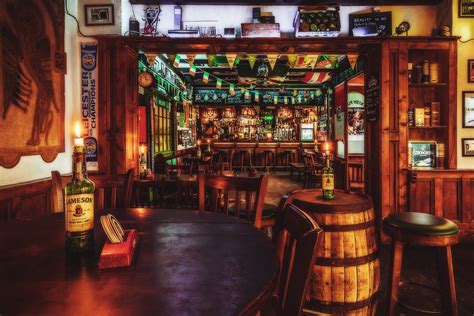 Ireland: Irish pubs and restaurants allowed to serve indoors! • Go-to ...