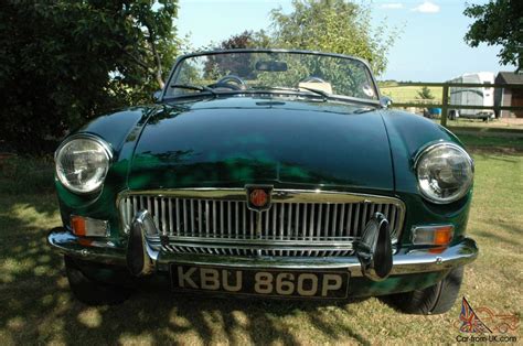 1975 MGB Roadster In British Racing Green