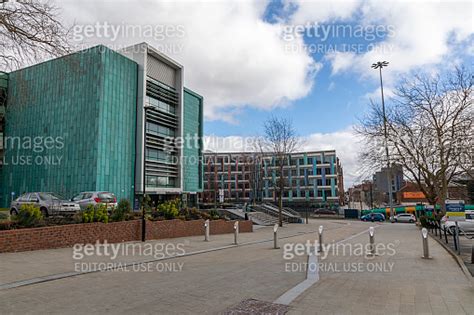 The University Of Sheffield Information Commons Library