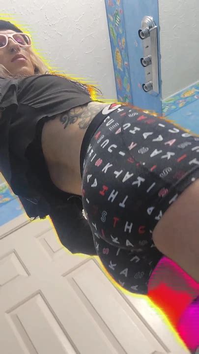 I Thought My Ass Looked Good In These Shorts Do You Think My Booty