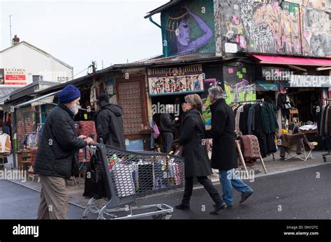 Les Puces De Paris Saint Ouen Hi Res Stock Photography And Images Alamy