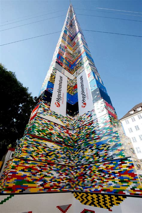 Geschafft München holt den Weltrekord Höchster LEGO Turm der Welt