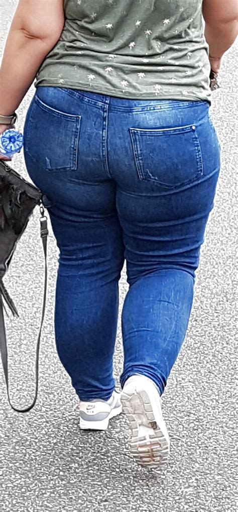 Bbw Milf With Thick Legs And Butt In Tight Jeans Photo 4 34 109