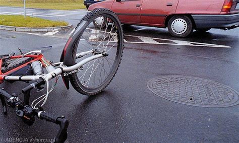 Śmiertelny wypadek w Babicy Nie żyje 81 letni rowerzysta