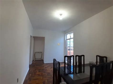 Apartamento na Avenida Benjamin Constant São João em Porto Alegre por