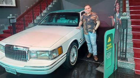 Museu do SBT reúne relíquias e carro preferido de Silvio Santos YouTube