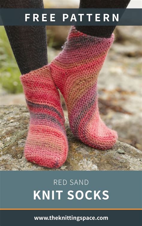 Red Sand Knit Socks [FREE Knitting Pattern] | Socken stricken, Socken ...