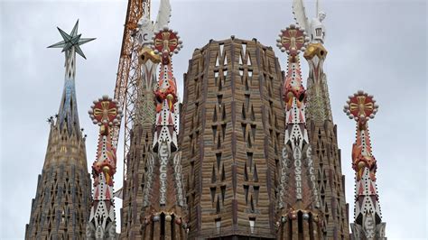 W Barcelonie ukończono wieże ewangelistów bazyliki Sagrada Familia