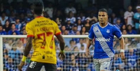 Emelec Y Barcelona No Se Sacaron Diferencias En Una Nueva Edición Del Clásico Del Astillero