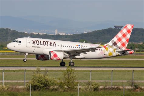 EC MTN Airbus A319 112 Volotea LFLL Lyon St Exupery Flickr