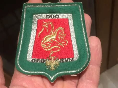 INSIGNE TISSUS DU 2eme ESCADRON DU 11 REGIMENT De Chasseurs EUR 15 00