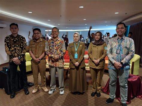 Kemenparekraf Ri Beri Pelatihan Pramusaji Bagi Puluhan Pelaku Usaha