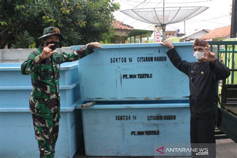 Satgas Citarum Harum Purwakarta Sebar Puluhan Tempat Sampah ANTARA News