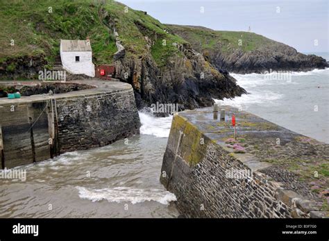 Porthgain Harbour Pembrokeshire Wales Stock Photo - Alamy