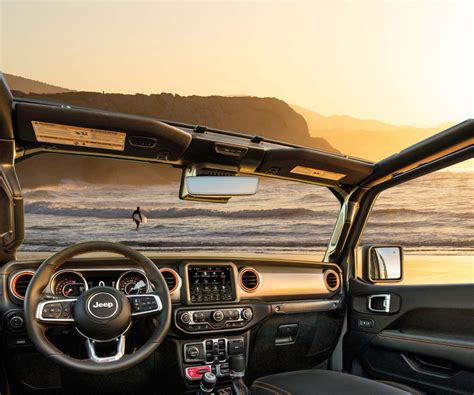 2022 Jeep Wrangler Rubicon Interior