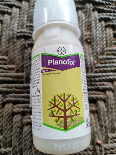 White Chemical Grade Bayer Planofix Plant Growth Regulator Bottle