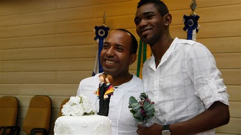 Casamento Gay Coletivo Re Ne Casais No Rio Uol Not Cias