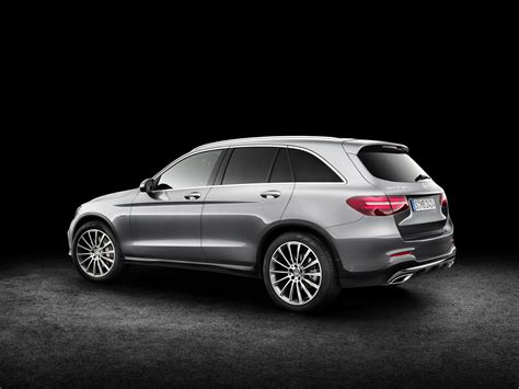 Mercedes-Benz GLC (2016) - HD Picture 5 of 34 - #122754 - 2669x2000