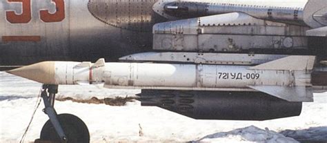 Zvezda Kh-27PS (AS-12 Kegler)