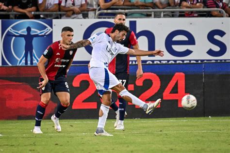 Cutrone Risponde A Piccoli Cagliari Como Finisce 1 1