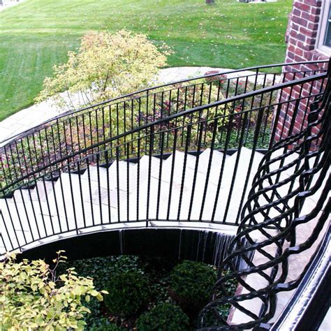 Curved Balcony Railing Photos And Ideas Houzz