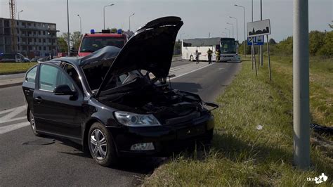 Wypadek autobusu wiozącego dzieci w Końskich 08 TKN24