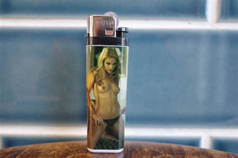 未使用新品 NUDE LIGHTER セクシー 使い捨てライター ヌード アメリカ USA バラエティグッズ タバコ 喫煙 playboy
