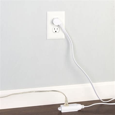 Utilitech Indoor 15 Ft 16 3 3 Prong White Indoor Spt 2 Light Duty Flat Plug Extension Cord