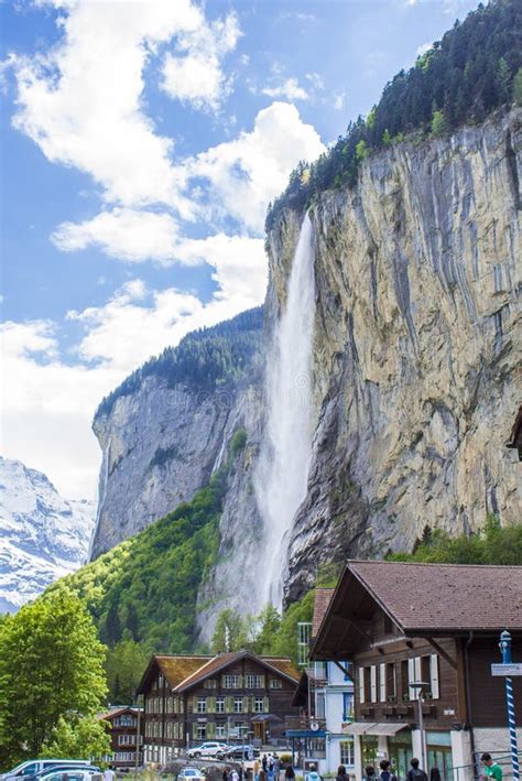 Lauterbrunnen Zwitserse Alpen Vallei Van Watervallen Stock Foto Image