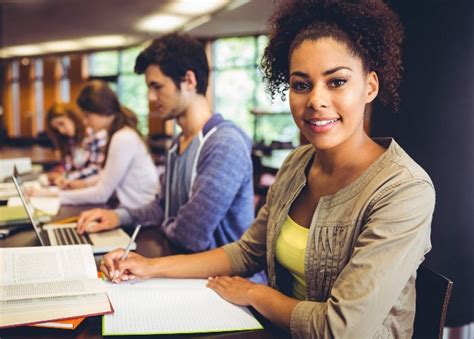 Programa Apoio Universitário encerra inscrições na próxima segunda