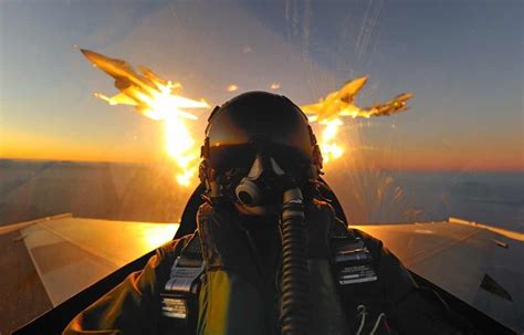 F-16 Fighting Falcon Using Flares ~ ASIAN DEFENCE