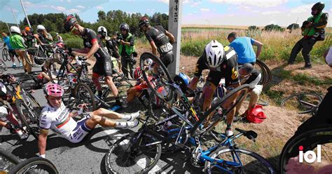 Fotos Rui Costa Sofre Violenta Queda Na Volta A Fran A Not Cias De