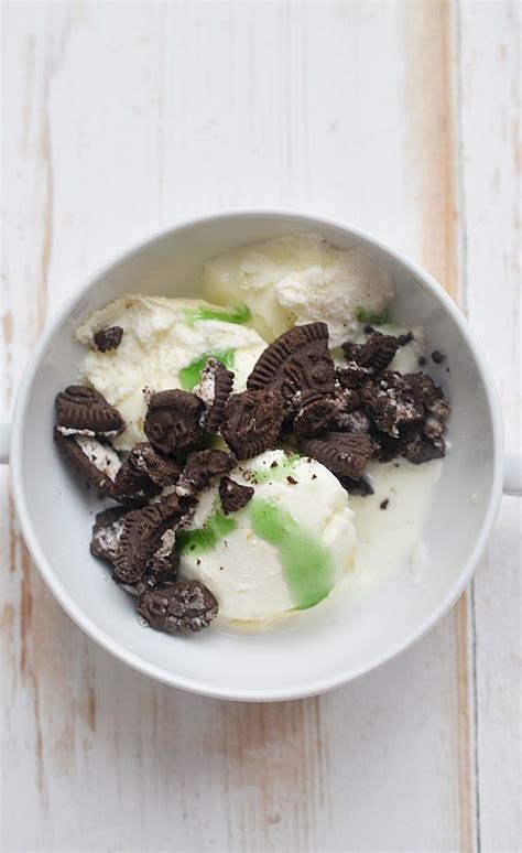 OREO Shamrock McFlurry Copycat Recipe - Tamara Like Camera