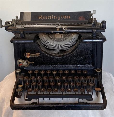 Remington Typewriter Company Remington Model 12 Typewriter 1920s