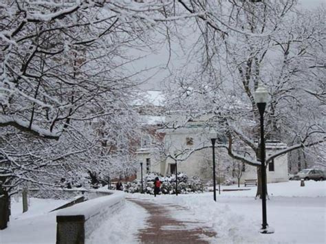 5 Charming Ohio Towns You Need to Visit This Winter - Ohio. Find It Here.