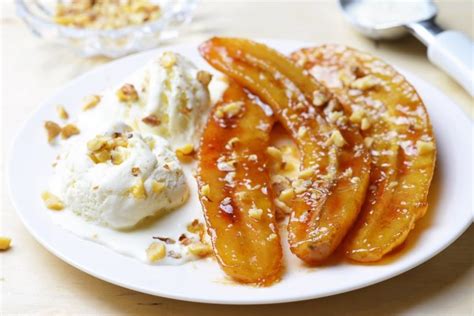 Verf Hrerisches Dessert Karamellisierte Bananen Mit N Ssen