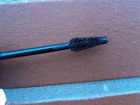 Test Mascara LR Colours Extreme Volume Mascara Farbe Schwarz