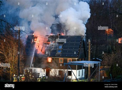 Strahwalde Wohnhaus Steht Lichterloh In Flammen Gro Einsatz Der