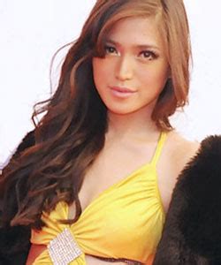 Jessica Iskandar Artis Hot Toket Artis Indonesia