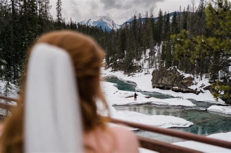 Emerald Lake Winter Elopement - Dom Autumn Photo