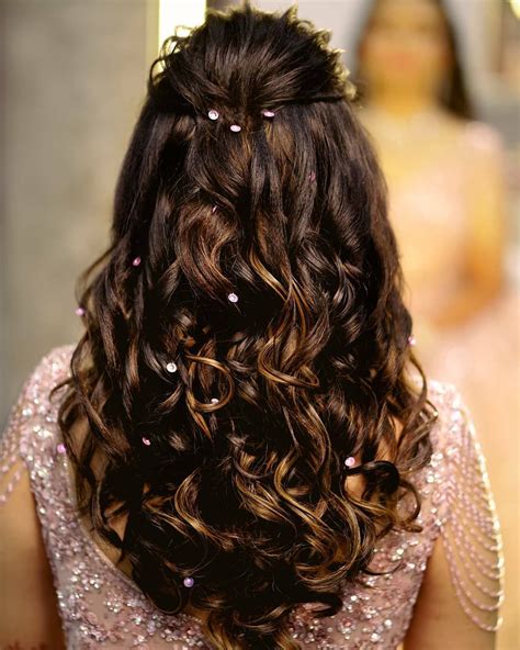 10 Sensational Curly Hairstyles For Indian Party