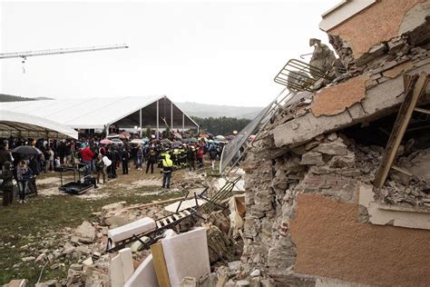 Oggi Colletta Nelle Parrocchie Di Firenze Per I Terremotati