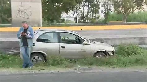 Un Conductor en Presunto Estado Etílico se Salió del Camino N