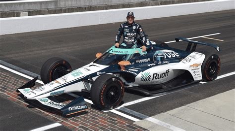 Fernando Alonso El Piloto A Por La Triple Corona En Las 500 Millas De