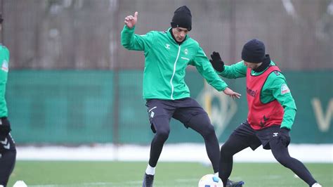 Werder Bremen Stürmer Marvin Ducksch fehlt ganze Woche im Training